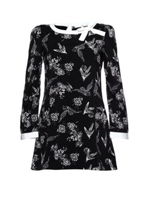 Please help, how would you style a 40 year old student?