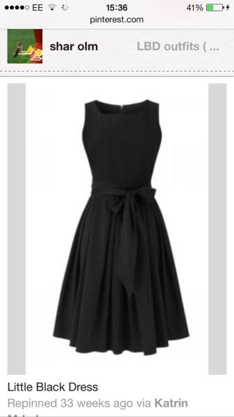 On the hunt for this dress, have you seen it!