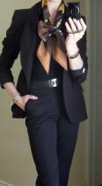 If you wear a scarf to work, can you help me please??