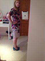 Am I too fat for this Oasis winter rose dress? Be honest.