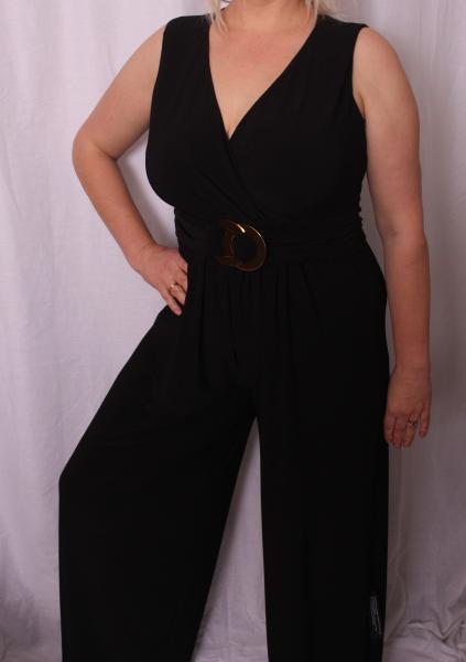 Anyone size 16+ interested in Christmas style & beauty chat?