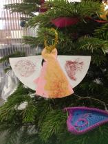 HELP! The MNHQ Christmas tree is naked - prizes to be won