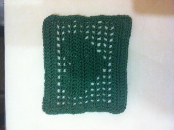 Woolly Hugs. A Blanket for DutchOma, crafters and donors we need your help.