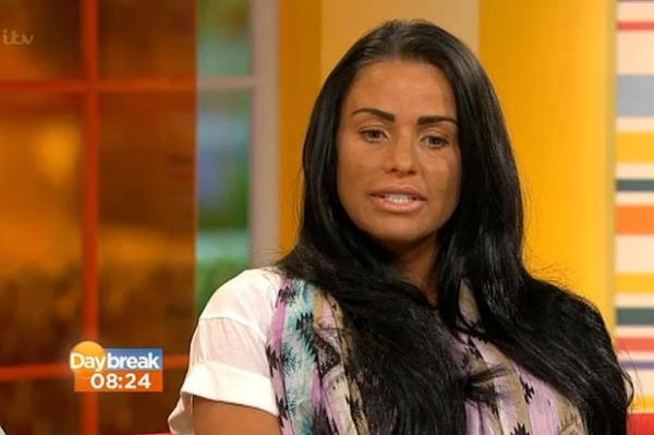 Slebs to dye their hair too dark - J'accuse Courtney Cox