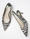 Looking for shoes to go with...
