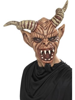 WWYD? I am NOT a stalker. I am just waiting for my train!