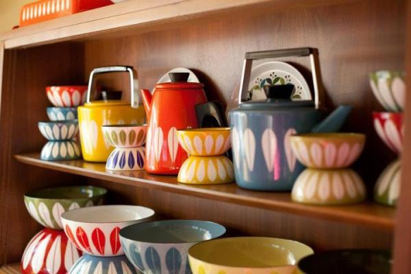 Painting onto pottery - don't know where to start!