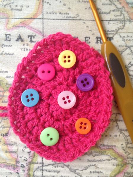 Woolly Hugs : Easter Craft Fundraiser for the fabulous charity MIND.