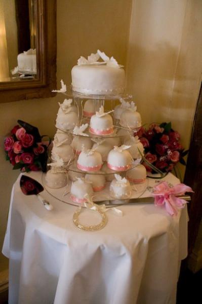 Would anyone enjoy a cake picture thread, for boasting?!