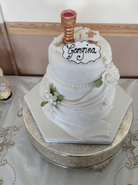Would anyone enjoy a cake picture thread, for boasting?!