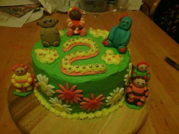 Would anyone enjoy a cake picture thread, for boasting?!