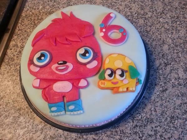Would anyone enjoy a cake picture thread, for boasting?!