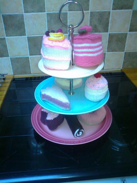 Would anyone enjoy a cake picture thread, for boasting?!