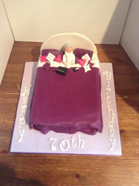 Would anyone enjoy a cake picture thread, for boasting?!