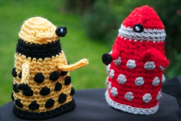 Woolly Hugs : Easter Craft Fundraiser for the fabulous charity MIND.