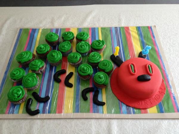 Would anyone enjoy a cake picture thread, for boasting?!