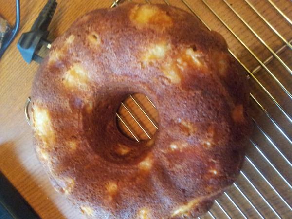 Would anyone enjoy a cake picture thread, for boasting?!