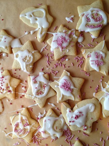 Share pictures of your family food memories to win £300 gift certificates for Waitrose Cookery School (enough for two places on a cookery course of your choice).
