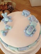 Would anyone enjoy a cake picture thread, for boasting?!