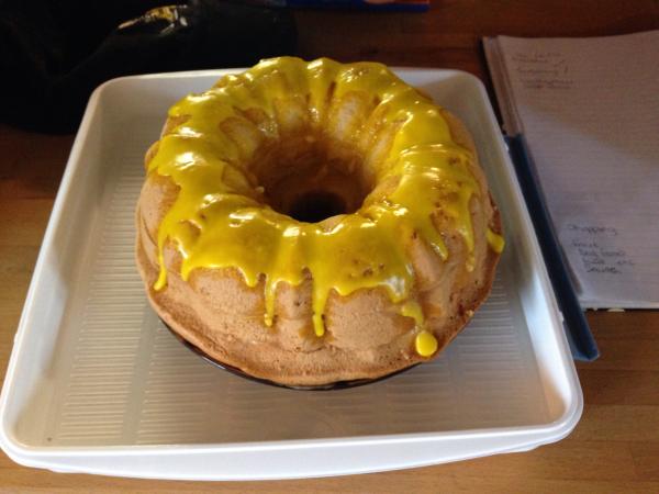 Ideas for cakes that don't need fancy icing