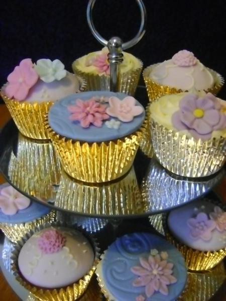 Would anyone enjoy a cake picture thread, for boasting?!
