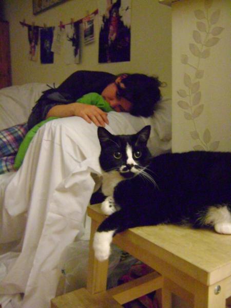 September 2014 - Holding hands and 20 week scans...