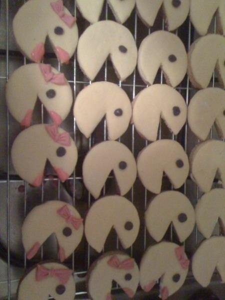 Share pictures of your sugarcraft creations to win an annual membership to Pretty Witty Cakes worth £99