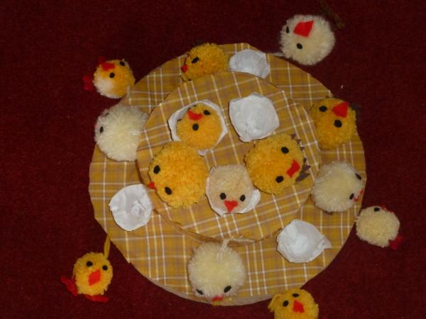 Video: quick and easy last-minute Easter bonnet!