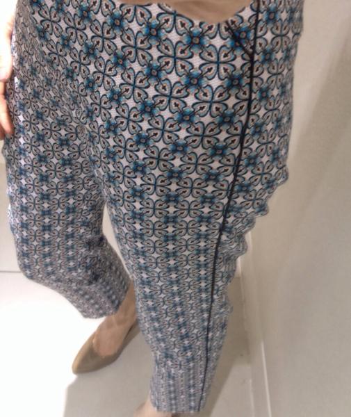 trousers - help me find geometric print skinny crops?