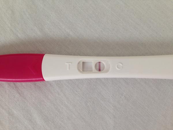 Omg do you see a faint line 10dpo