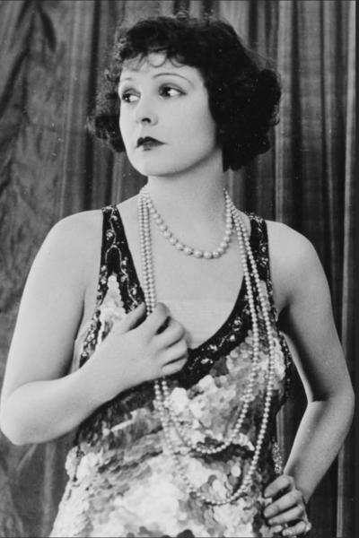 Help me style a dress from the 20s!