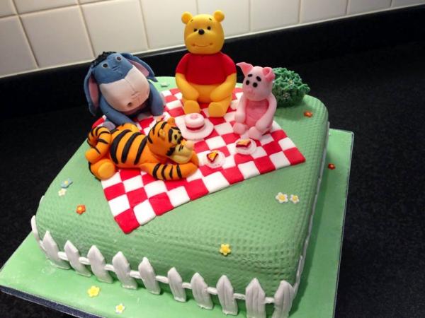 Would anyone enjoy a cake picture thread, for boasting?!