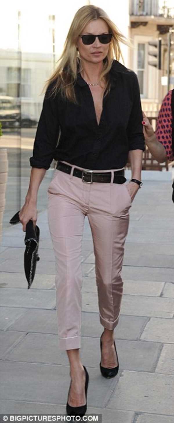 If your 40 something what do you wear for smart weekend lunches or afternoon teas ?