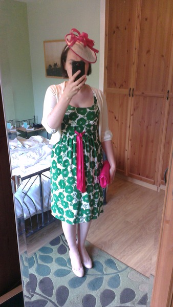 Would you like to critique my outfit?