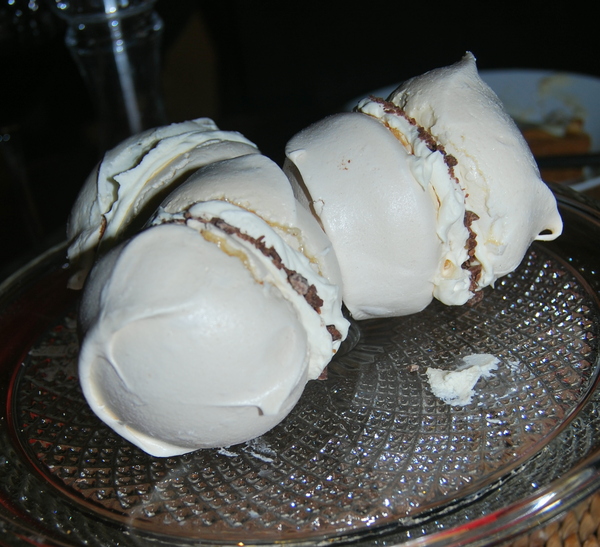 Someone, please give me a foolproof meringue recipe