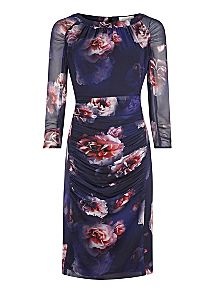 Would anyone like to find me a dress please?