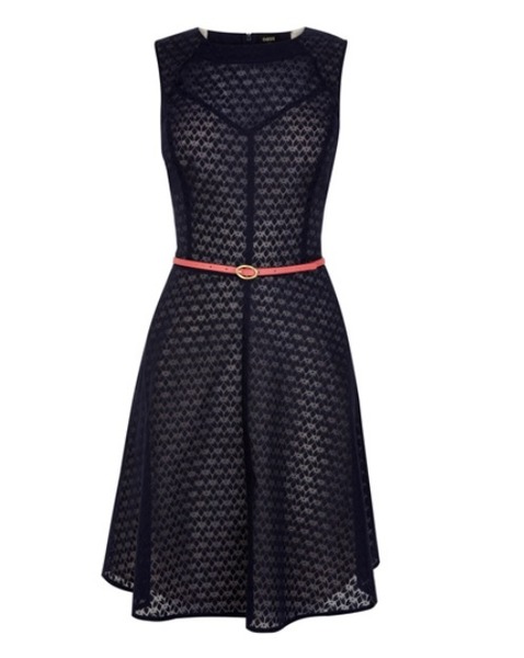 What colour nails with this dress?
