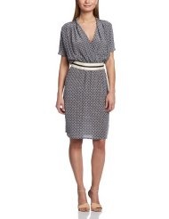Does anyone like this for a wedding next week?