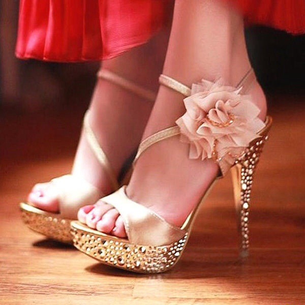 Shoes to go with this dress!