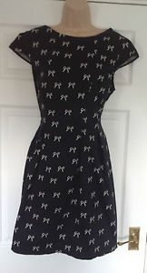 How to wear this Wallis dress