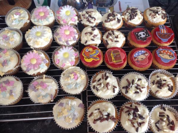 Would anyone enjoy a cake picture thread, for boasting?!
