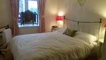 HouseTrip review thread. Non-testers: Share your top tips on how to make the most of holidaying in an entire house, apartment or villa and you could win a £200 Boots voucher NOW CLOSED