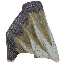 the cheapy loose trousers that are everywhere..