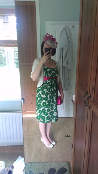 Would you like to critique my outfit?