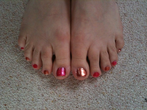 Toenail varnish