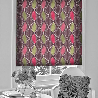 Should my roller blind be lined on the back???