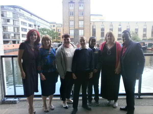 Webchat about bringing up girls on the autistic spectrum with Carrie Grant, campaigner for the National Autistic Society.