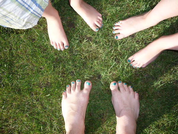Men wearing nail polish