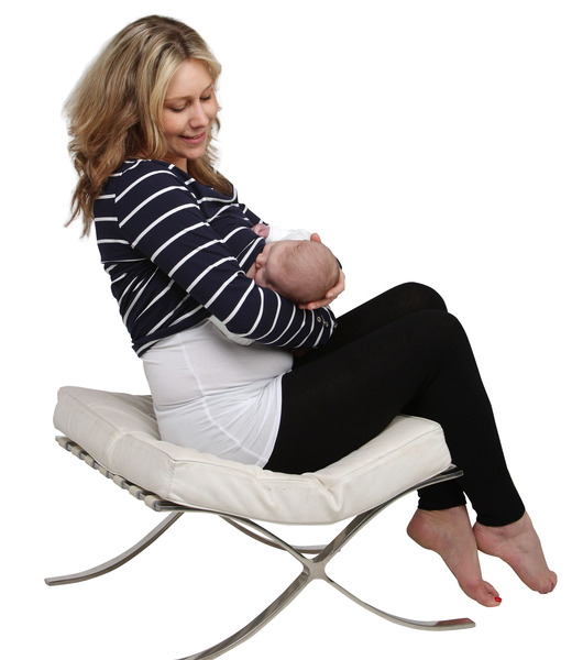 Win A Breastfeeding Kit including Bravado Nursing Bra, Breastvest & Medela care set