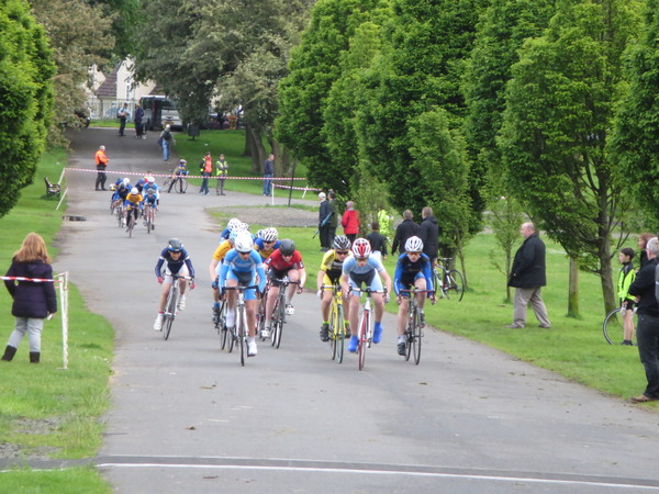 To think that cyclists should ring the bell when they coming at you from behind?